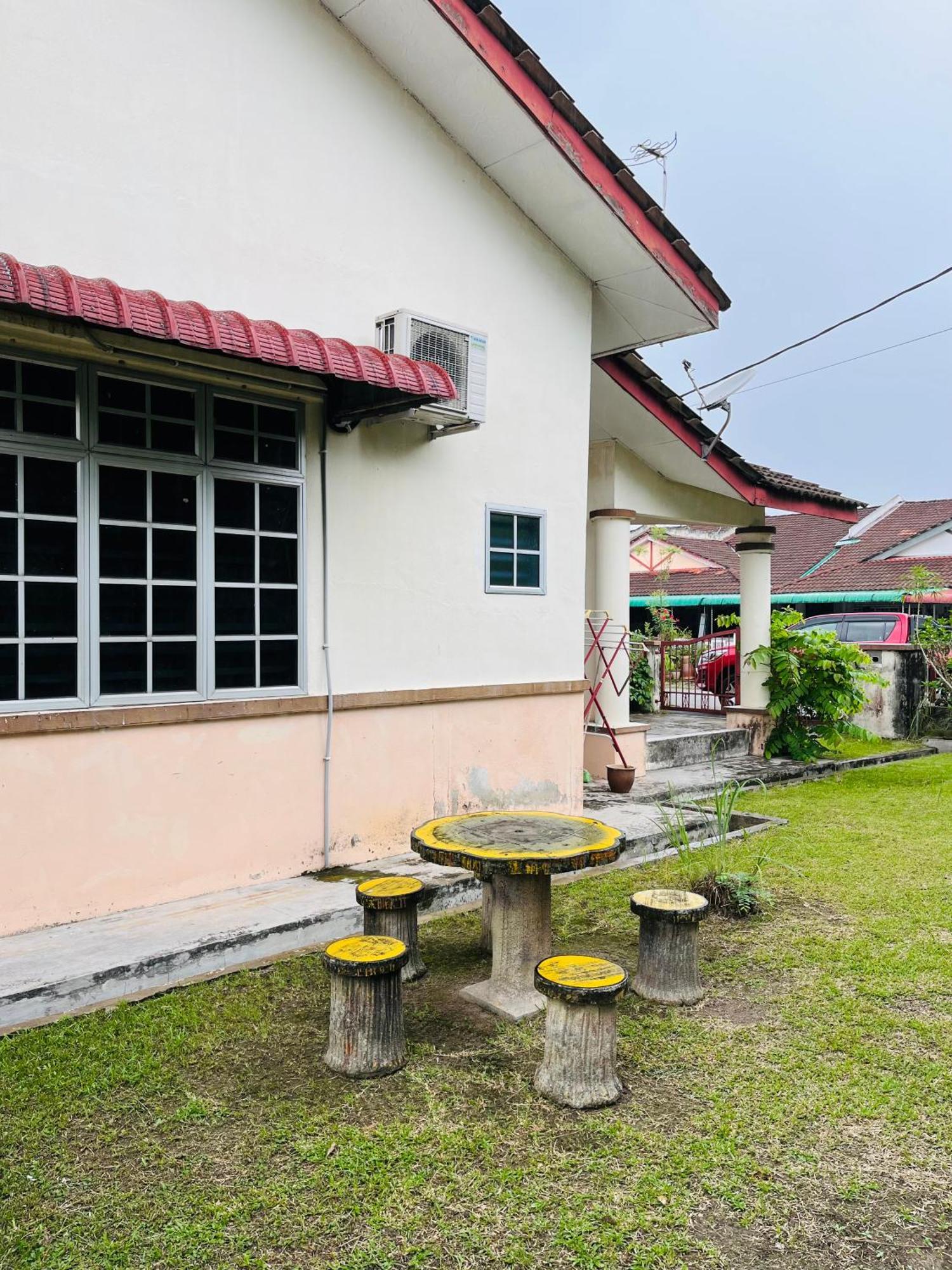 Sofea Homestay Ipoh Eksteriør billede